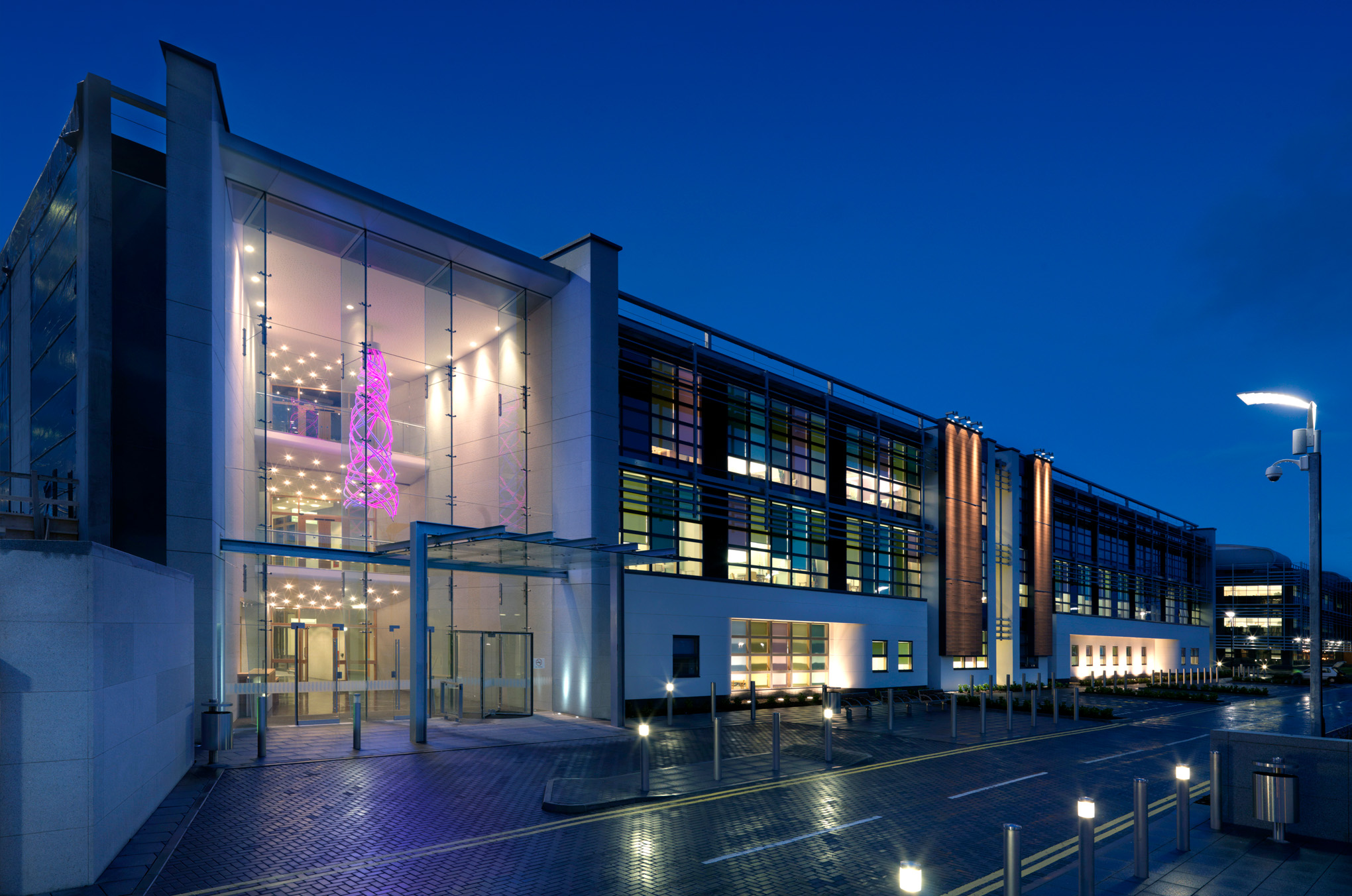 Altnagelvin Acute Hospital – South Wing - Hall Black Douglas Architects ...